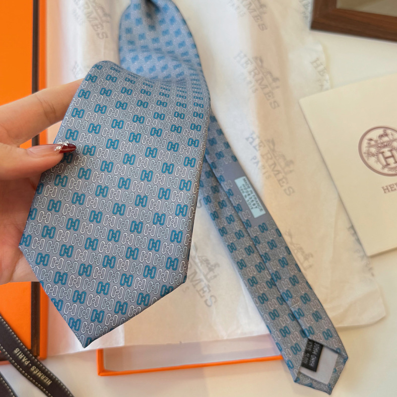 Necktie 430 - 3 · 3