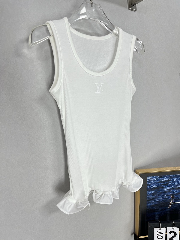 P350 - YT 2931 - 1 · 6