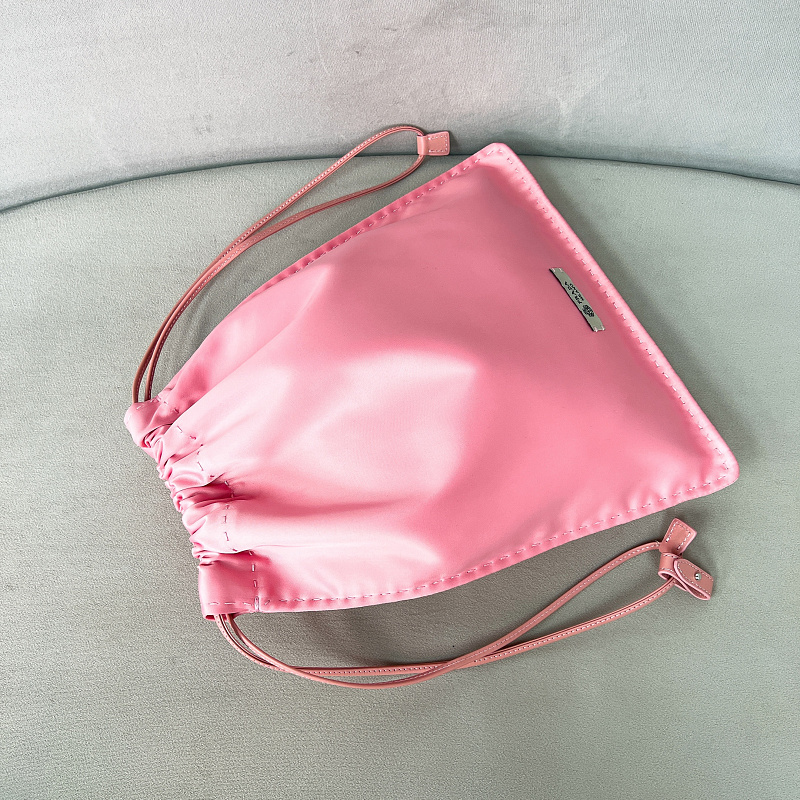 P1000 - 1NK063 · 5