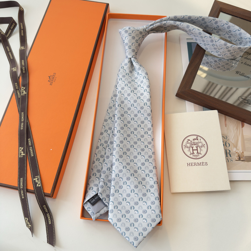 Necktie 443 - 3 · 3