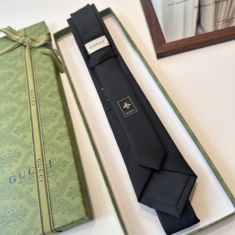 Necktie 446 - 1 · 6