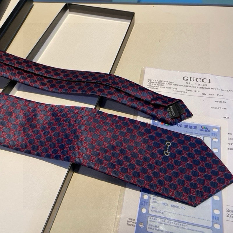 Necktie 350 - 2 · 4
