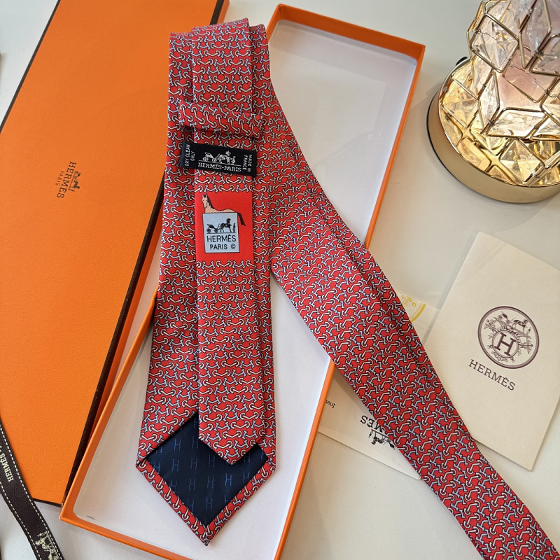 Necktie 319 - 2 · 6