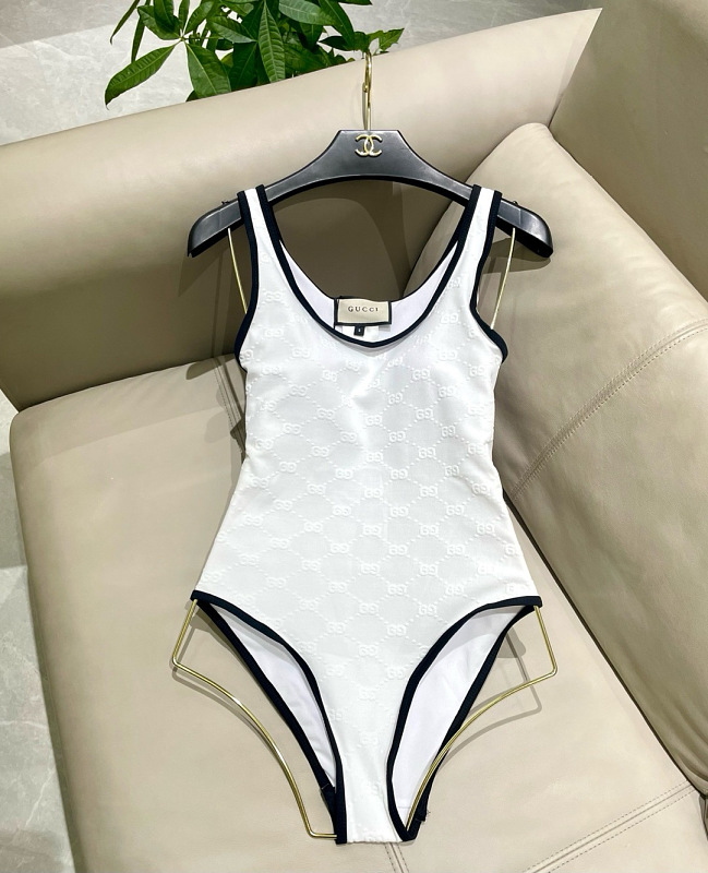 Swimsuit 344 - 3 · 4