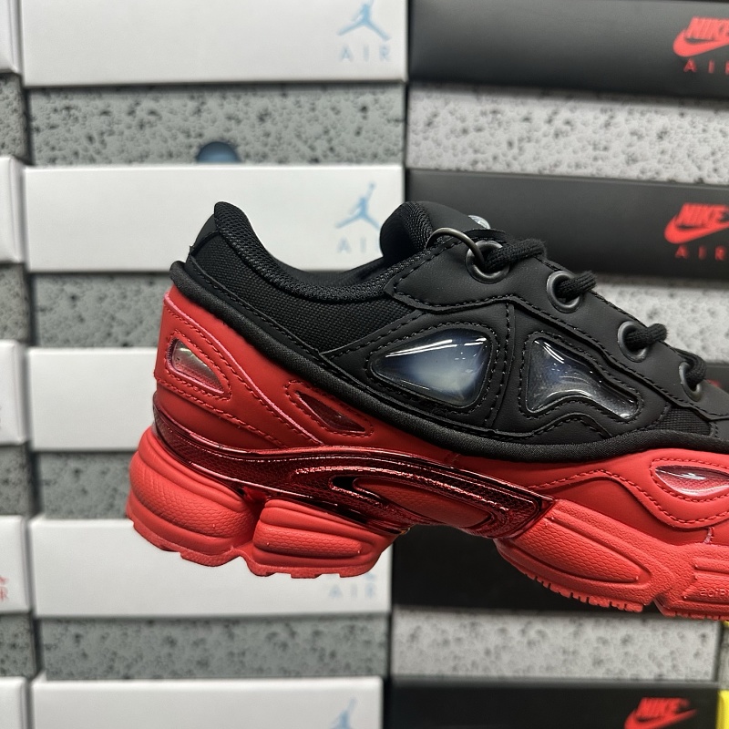 Ozweego 3 Raf Simons Black Scarlet