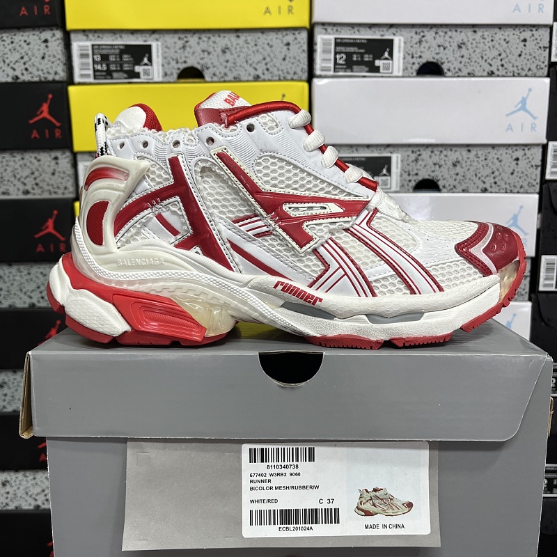 Blcg Runner B2 9060