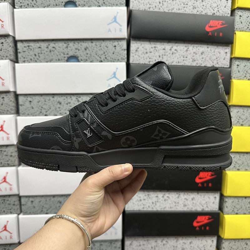 Trainer V2-15