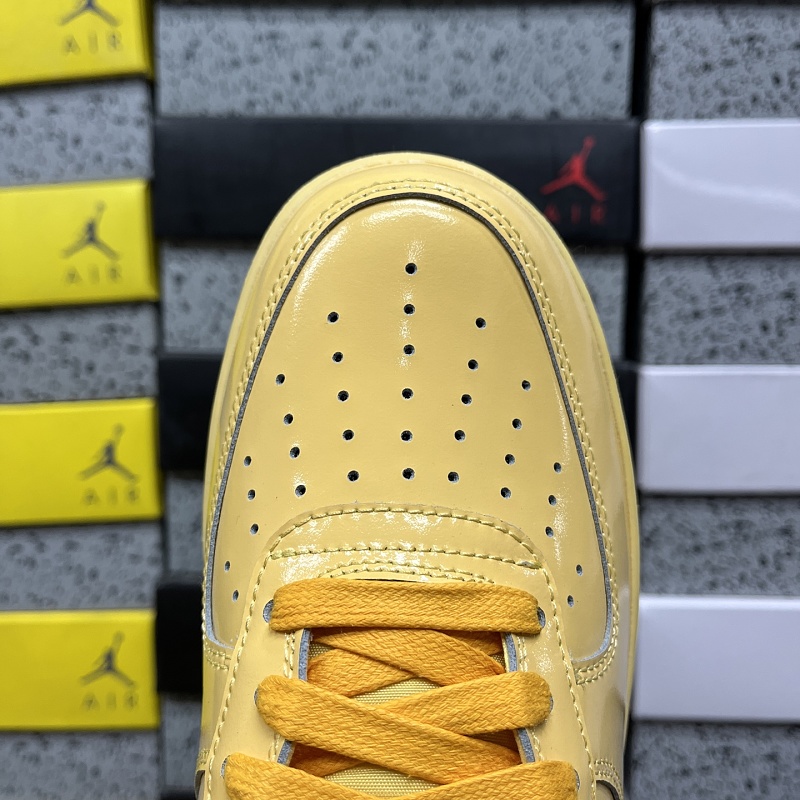 Air Force 1 Low Patent Leather Topaz Gold Pine Green
