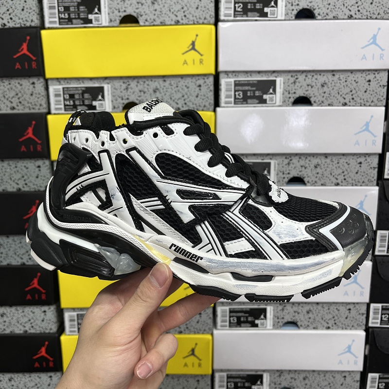 Blcg Runner B2 9010 2