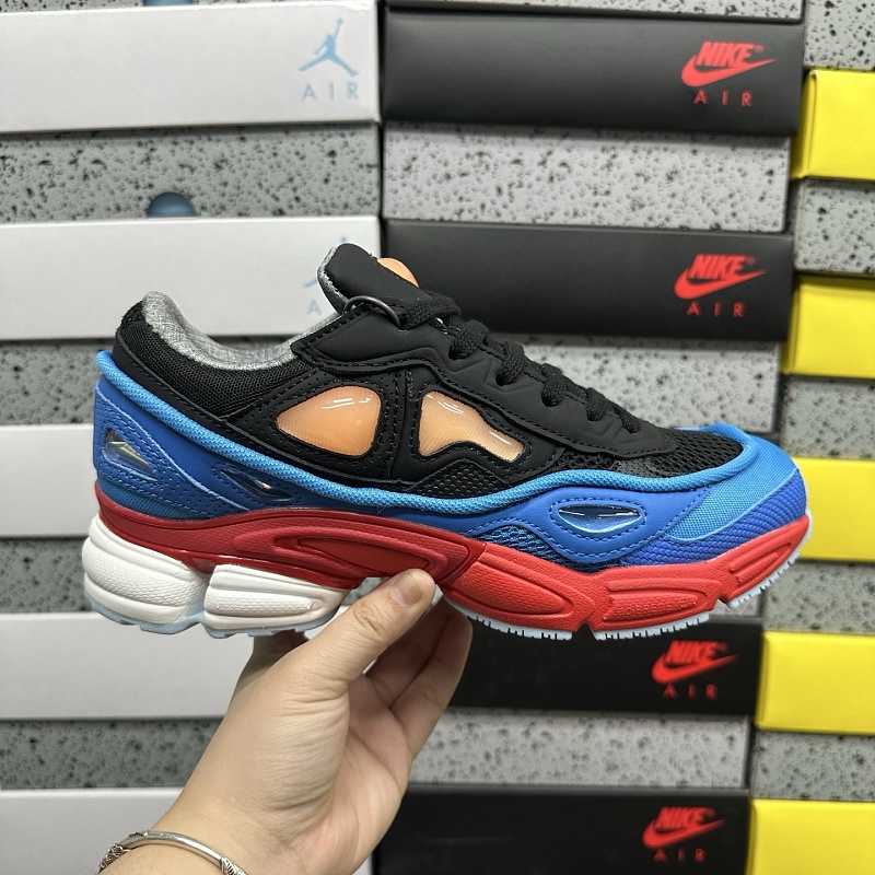 Ozweego 5