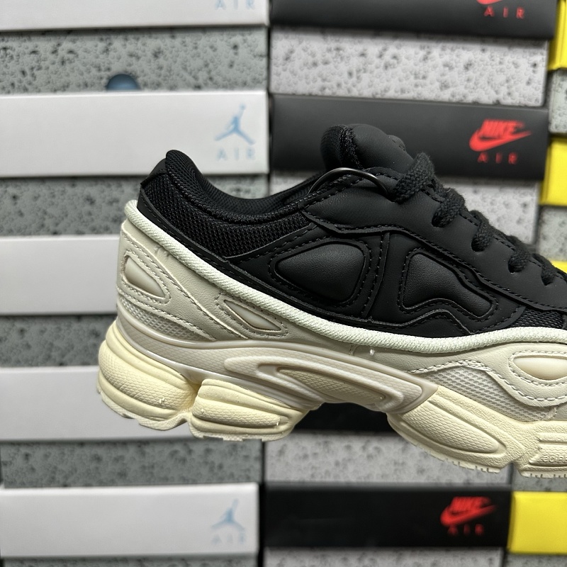 Ozweego Raf Simons Black White 8