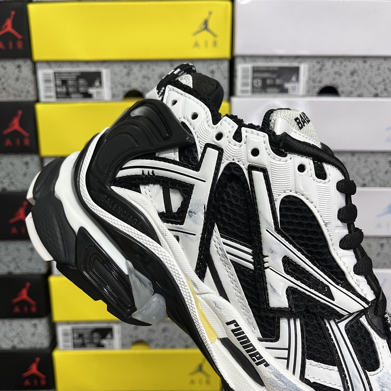 Blcg Runner B2 9010 7