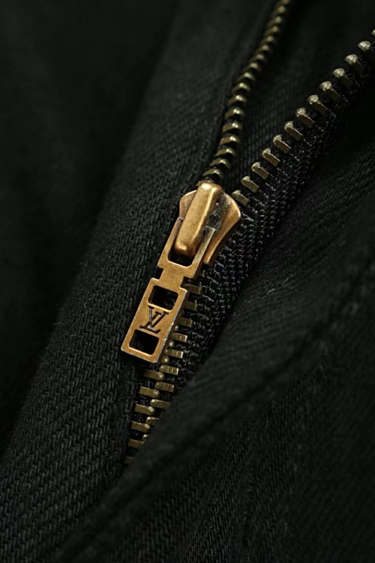 328 RMB 11