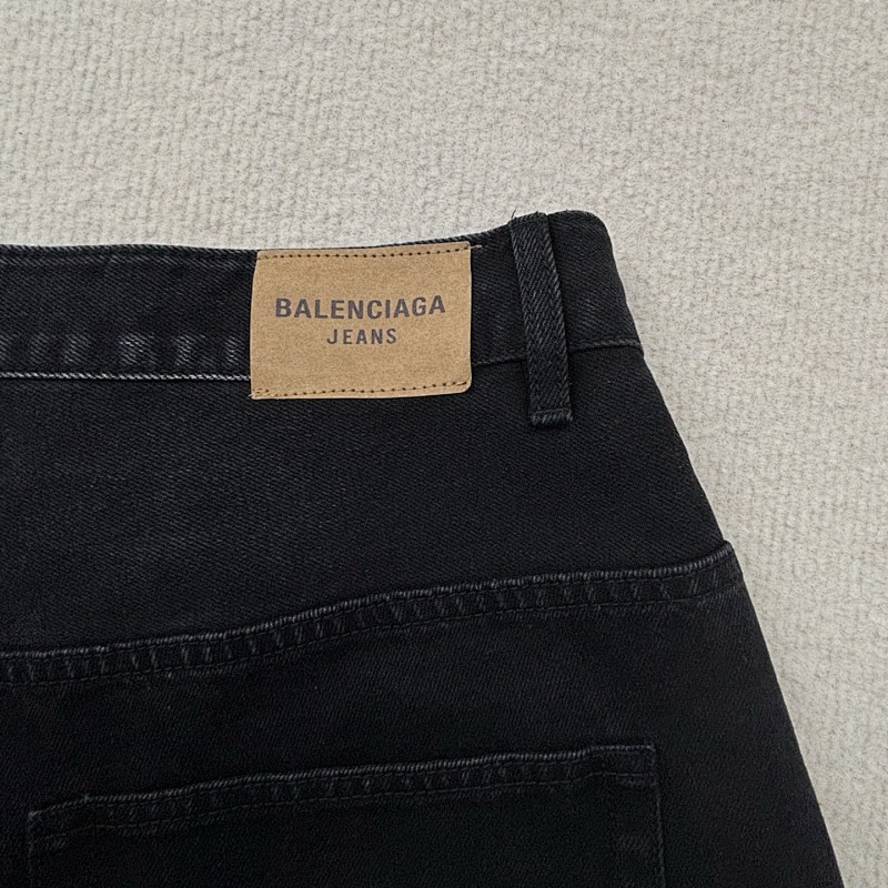 318 RMB 11