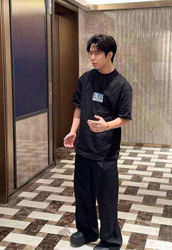190 RMB 2