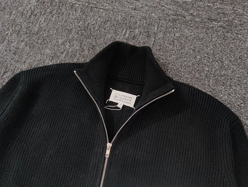 245 RMB 9