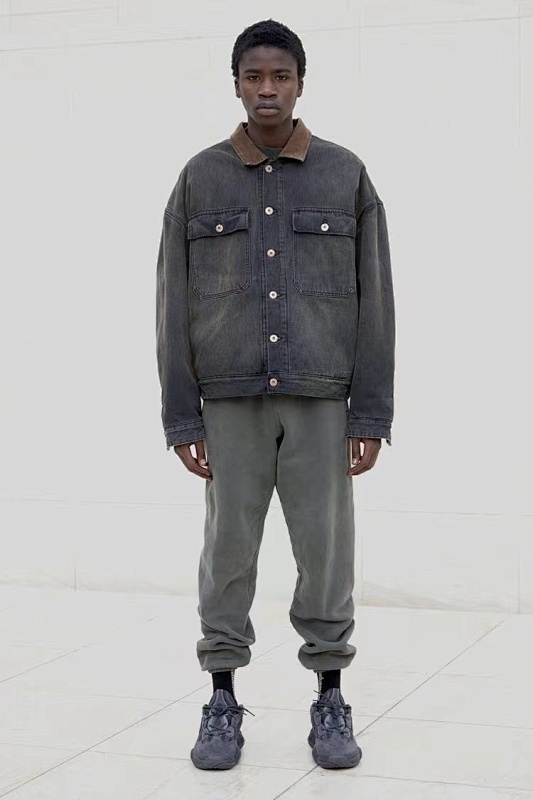 245 RMB 4
