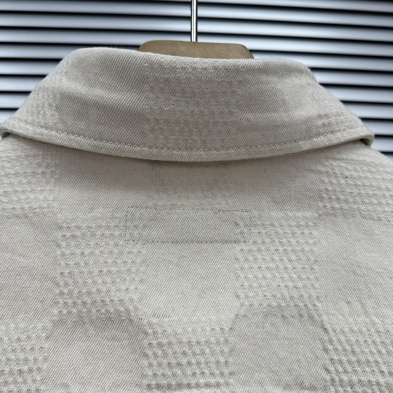 1/V price：378CNY 11