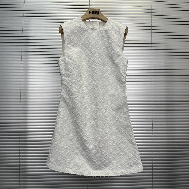 1/V price：328CNY 2