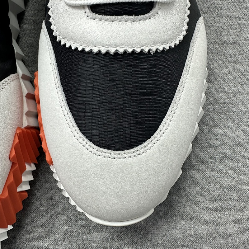 H-09 Shoes price：568CNY 6