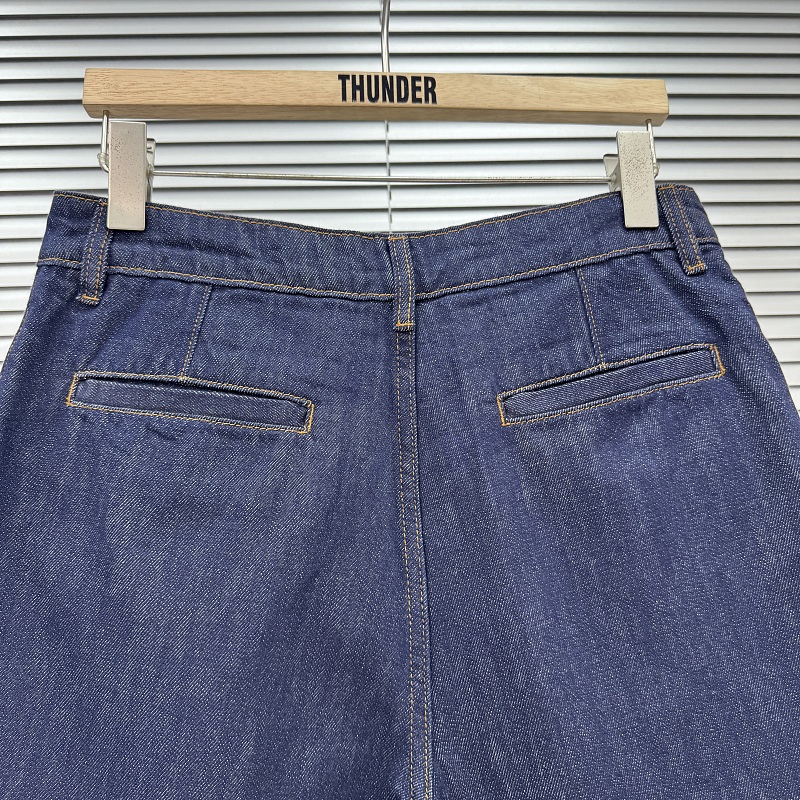 1/V price：318CNY 11