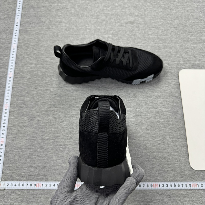 H-04 Shoes price：568CNY 6