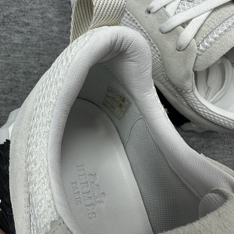 H-11 Shoes price：568CNY 6