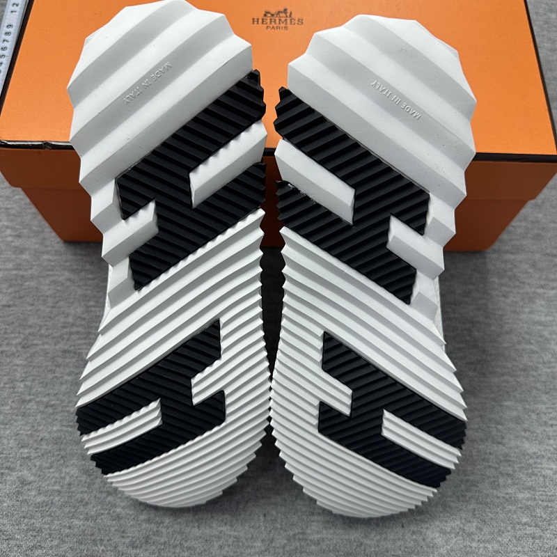 H-11 Shoes price：568CNY 2