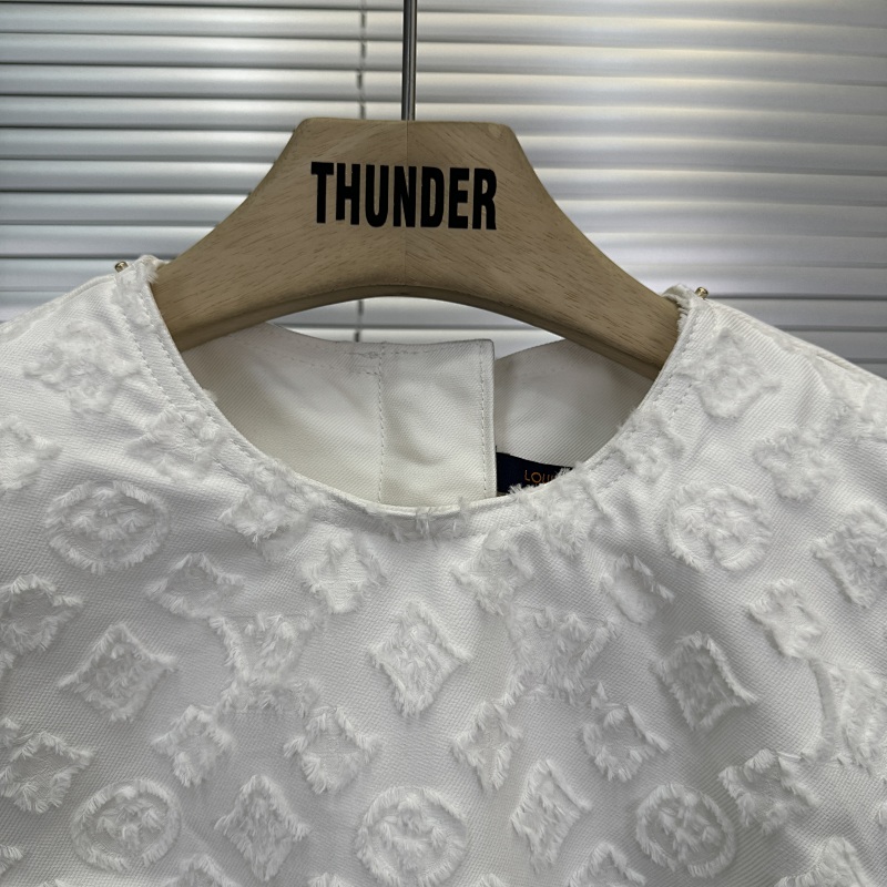 1/V price：328CNY 3