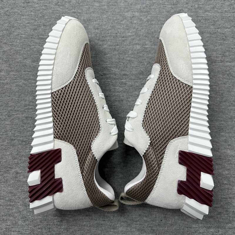 H-06 Shoes price：568CNY 4