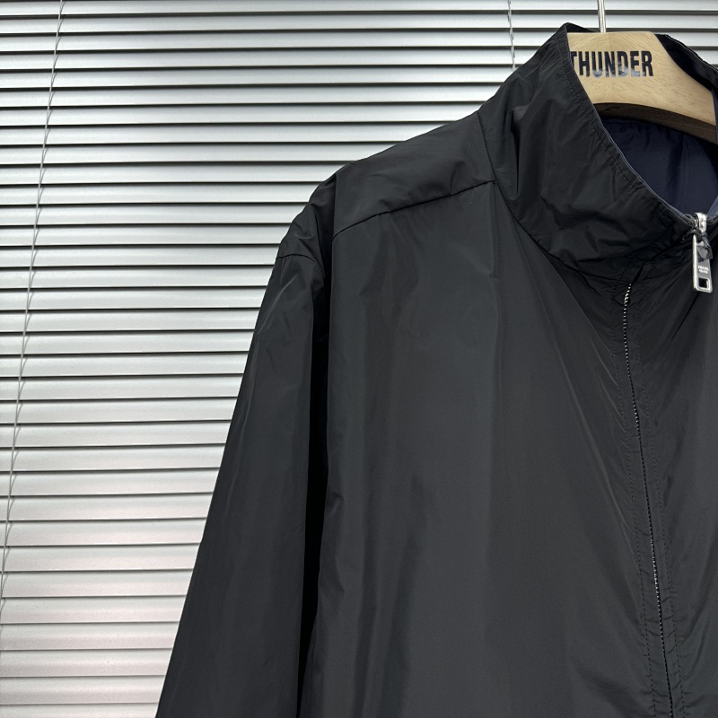 Pr Reversible Jacket price：418CNY 4