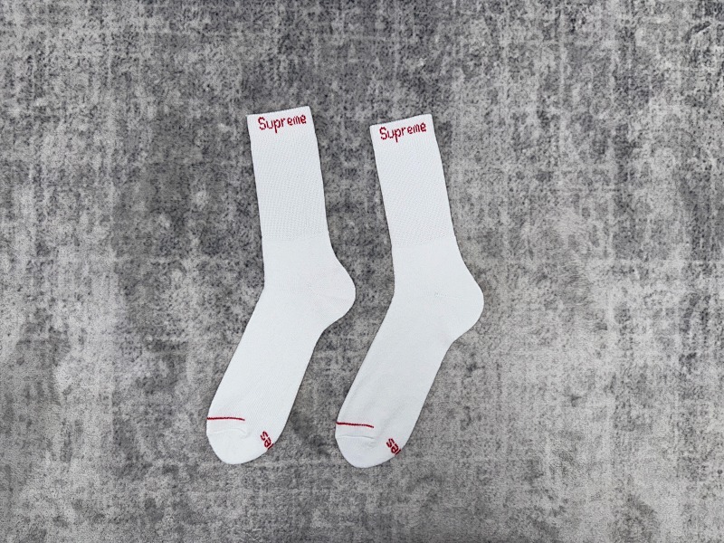 Supreme · 4