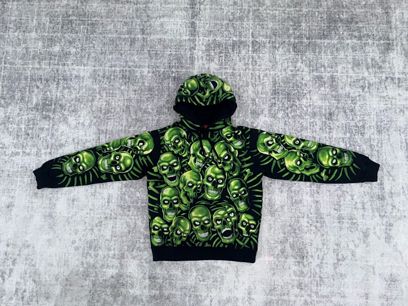 Supreme · 3
