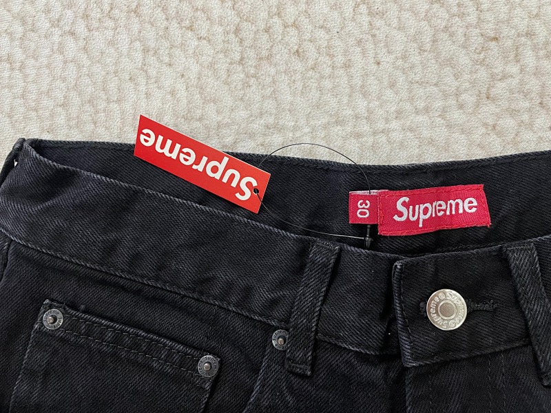 Supreme Baggy Denim Shorts 10