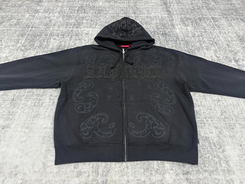 Supreme · 4