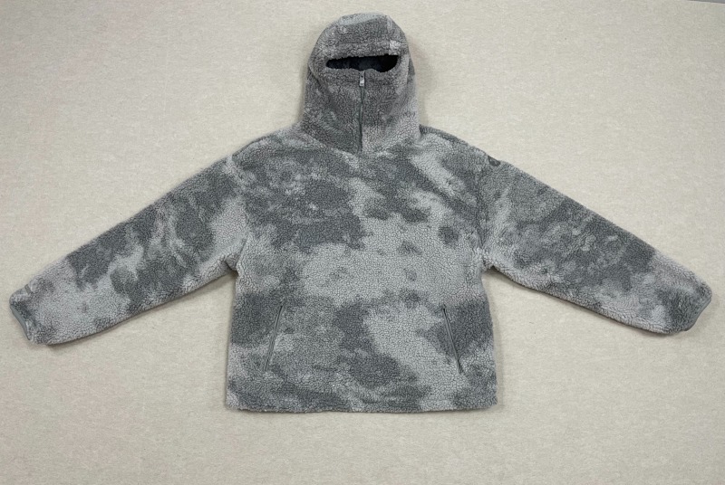 In Stock Mertra · 3