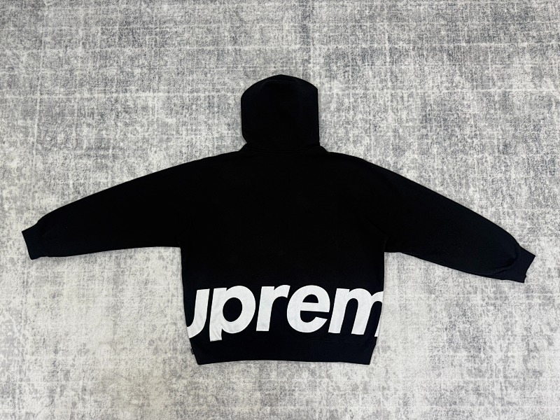 Supreme Logo · 5