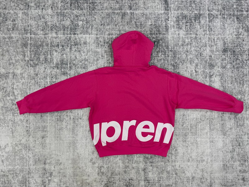 Supreme Logo · 3