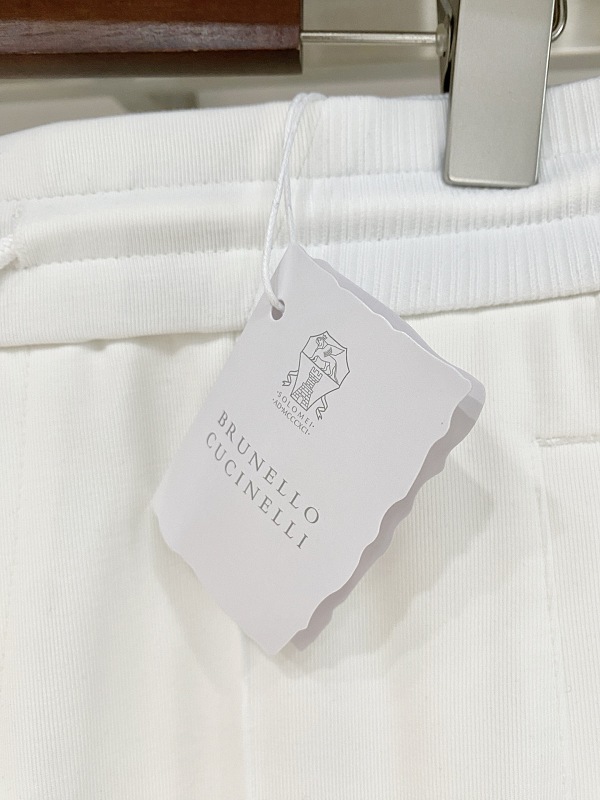Price:289 547−8L 7