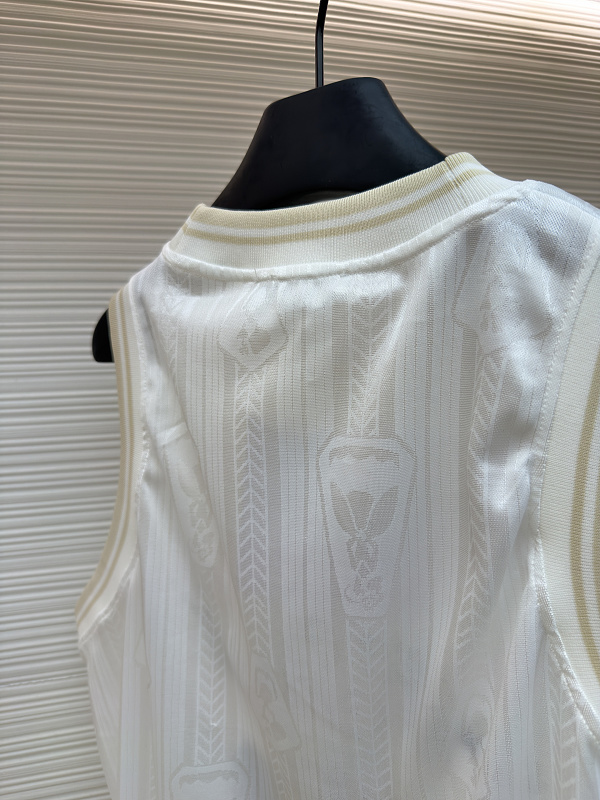 Price:189 6B844-60L 12