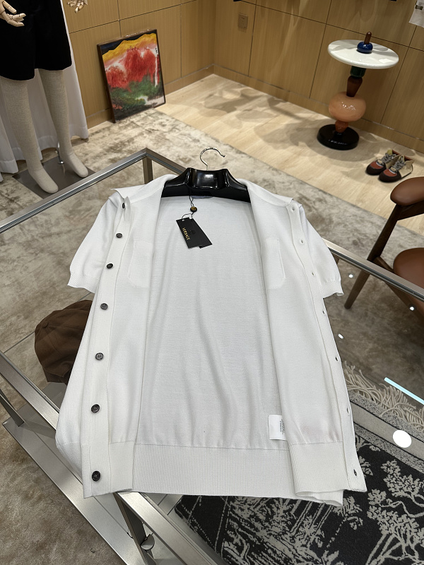 Price:299 58998−8L 9