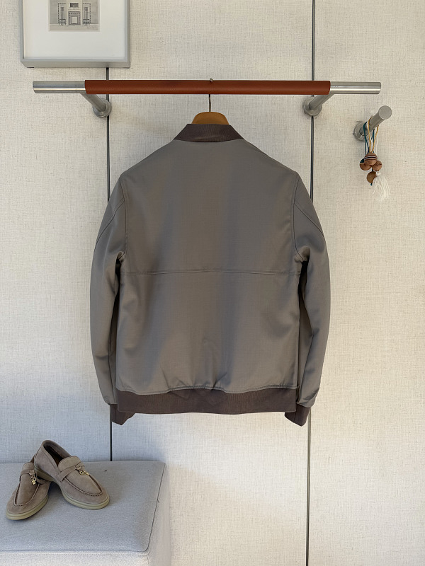 Price:479 575−8L 4