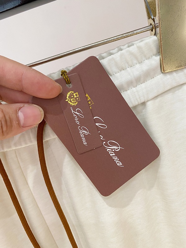 Price:279 58985−8L 12