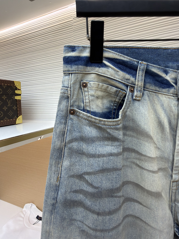 Price:359 591−8L 5