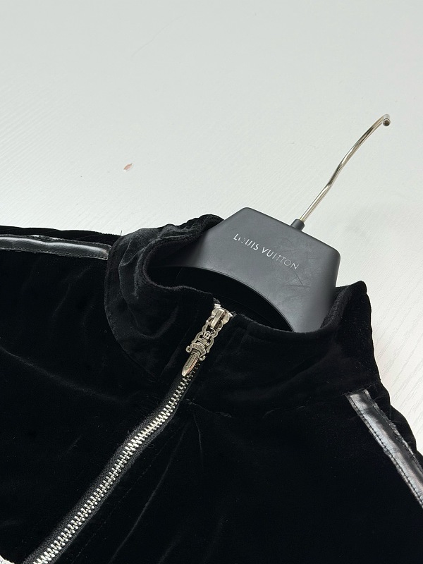 Price:379 3229-2L 8