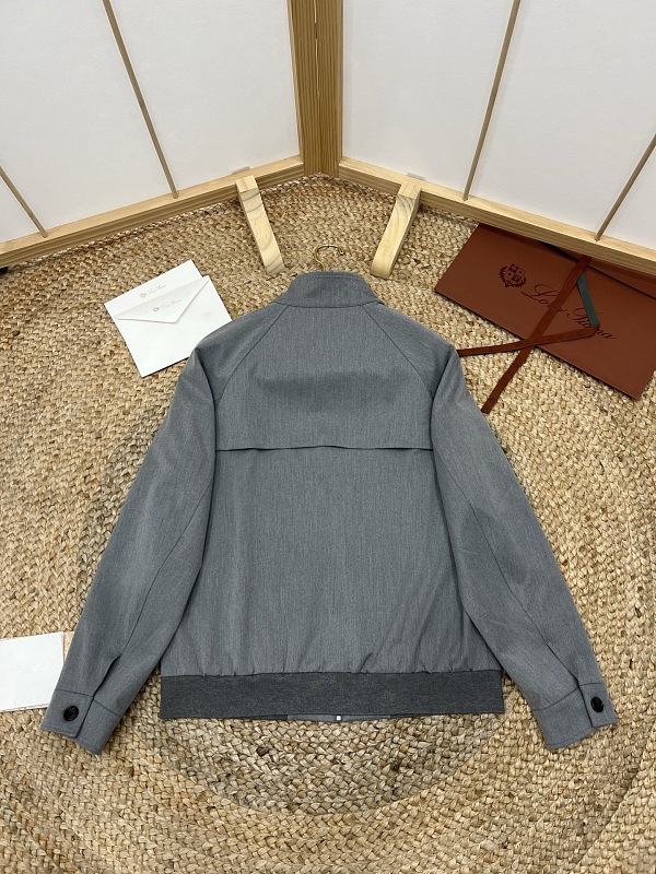 Price:479 564−8L 10