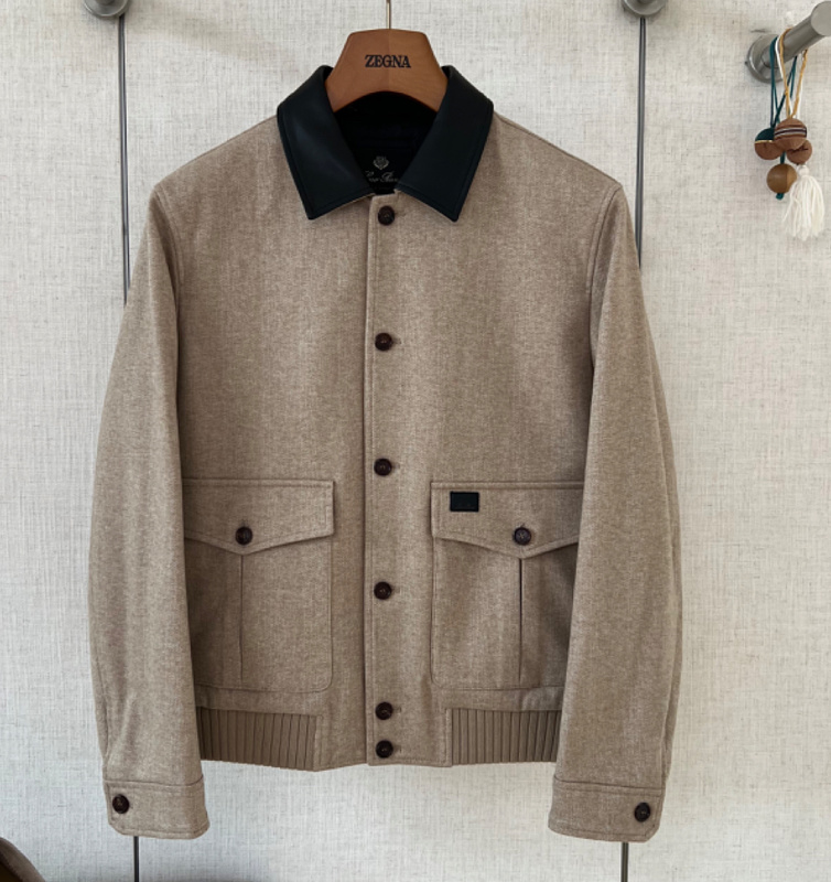 Price:599 581−8L 2