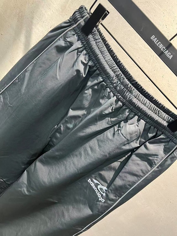 Price:239 571−24L 6