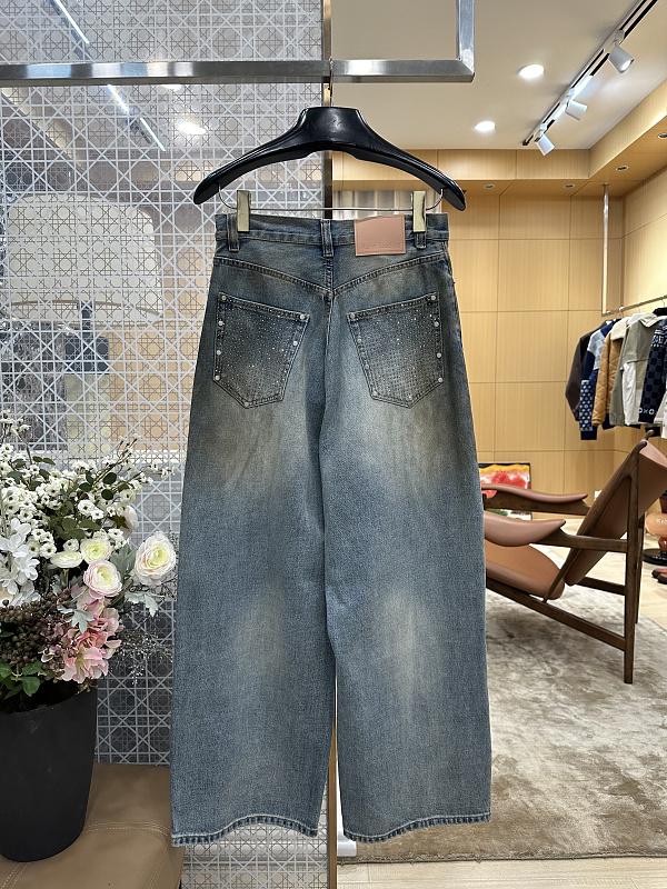 Price:359 601-64L 5
