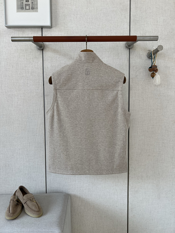 Price:409 583−8L 3
